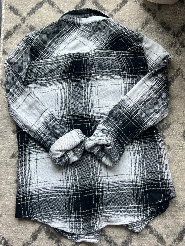 Black and White Plaid Top - Image 2