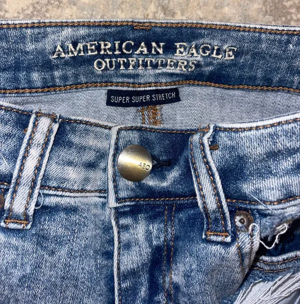 American Eagle Shorts - Image 3