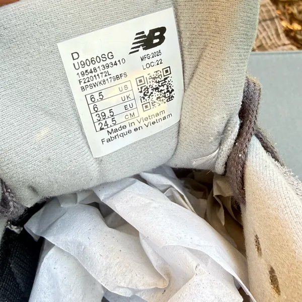 New model new balance 9060 aged version women sneakers shoes size 6.5 - Image 10
