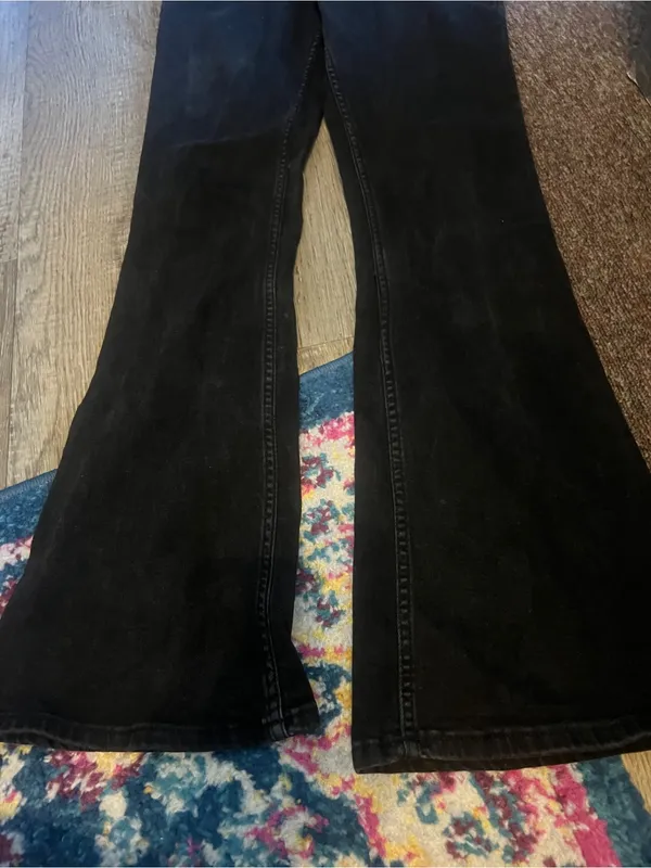 Bershka Black Flared Women's Pants - Classic High-Rise Flare - Image 6