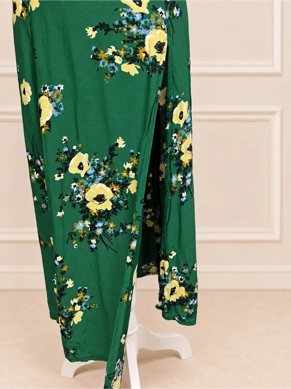Urban Outfitters Lindsey Floral Open Back Midi Dress Green Small - Image 3