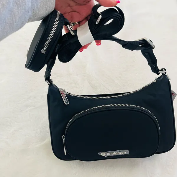 Lululemon Black Crossbody Bag with Nano pouch - Image 8