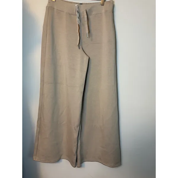 Spanx Air Essentials Wide Leg Pant Large Petite Ashwood (taupe) NWT $138 - Image 3