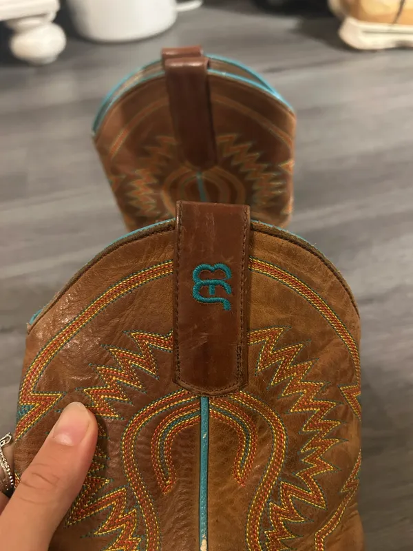 Boots Tan Size size one - Image 3