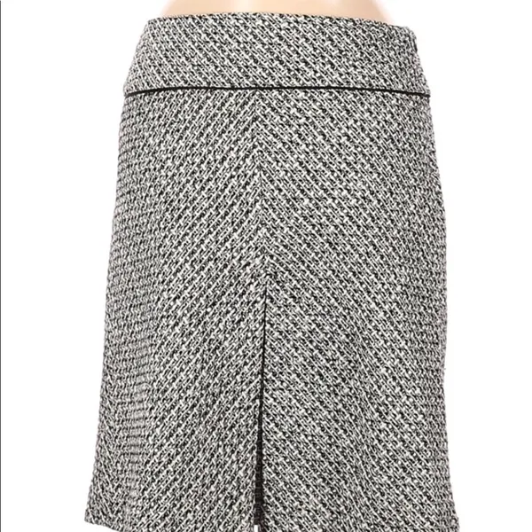 ANN TAYLOR LOFT size 6 career skirt - Image 4