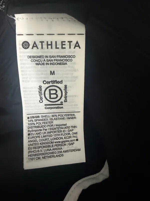 NWT Athleta Mesh Racer Run Mid Rise 4” Athletic Performance Shorts Size Medium. Waist 30in - Image 6