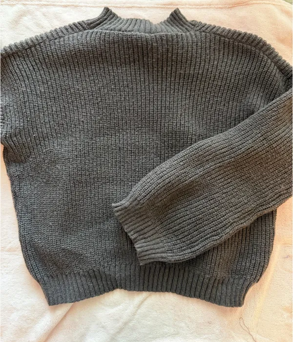 Amazon Brown Knit Sweater - Image 2