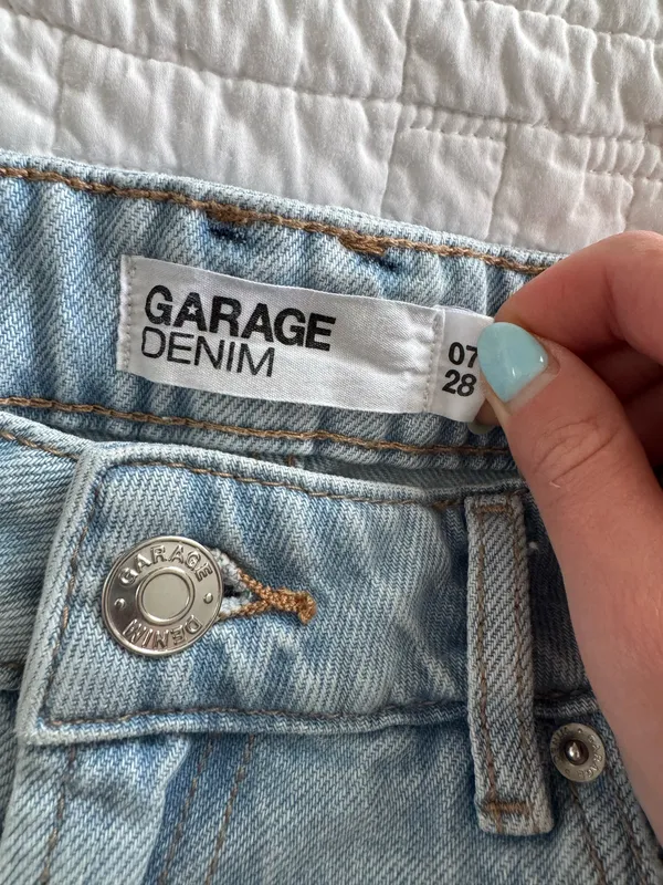 Garage Jean Shorts Low-Rise - Image 2