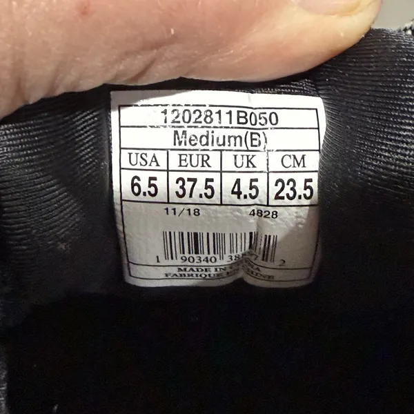 Brooks reveal 2 Black Gray Athletic running Sneakers‎ size 6.5 A54 - Image 12