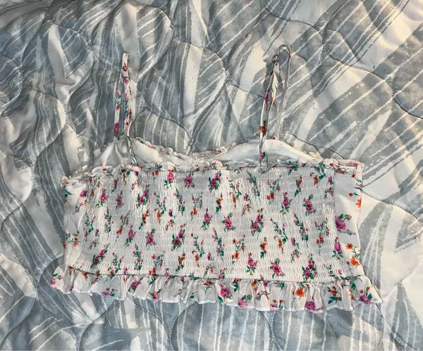 Altar’d State Large Cream Floral Ruffle Crop Top Smocked Back Adjustable Straps - Image 7