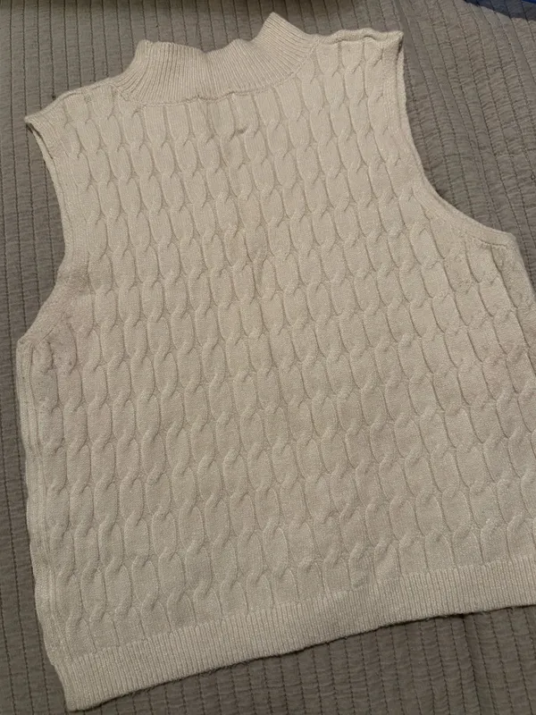 Blue Rain Sweater vest - Image 3