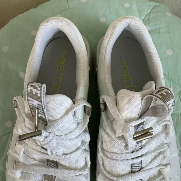 NWT Nike Free Metcon 5 Premium Women’s size 9 - Image 8