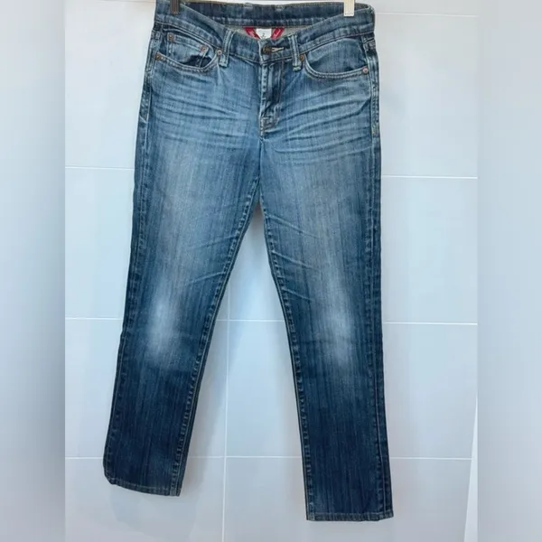 Lucky Brand‎ Jeans Women’s Size 26 Straight Leg Medium Wash Distressed Denim - Image 2