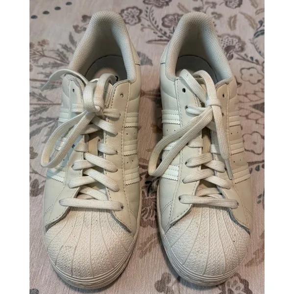 Adidas Superstar Off-White Women’s Size 9 Sneaker H03916 Low Top Shell Toe - Image 2