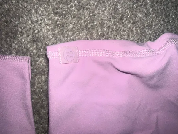 Lululemon Pink Set bend this V and racer bra and 6” align shorts - Image 7