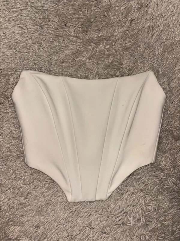 Trendyol White Structured Strapless Crop Top Size 2 - Image 3
