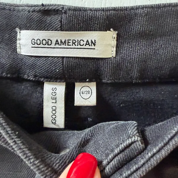 Good American Distressed Black Women's Jeggings - Image 2