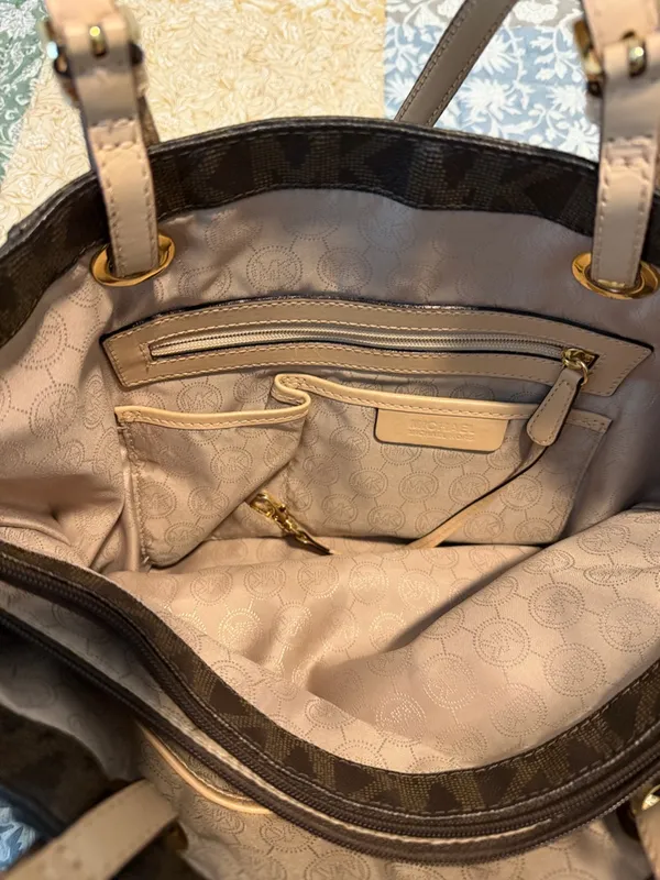 Michael Kors Jet Set Tote MK Logo Large Carryall Laptop Bag Brown Tan Gold - Image 11