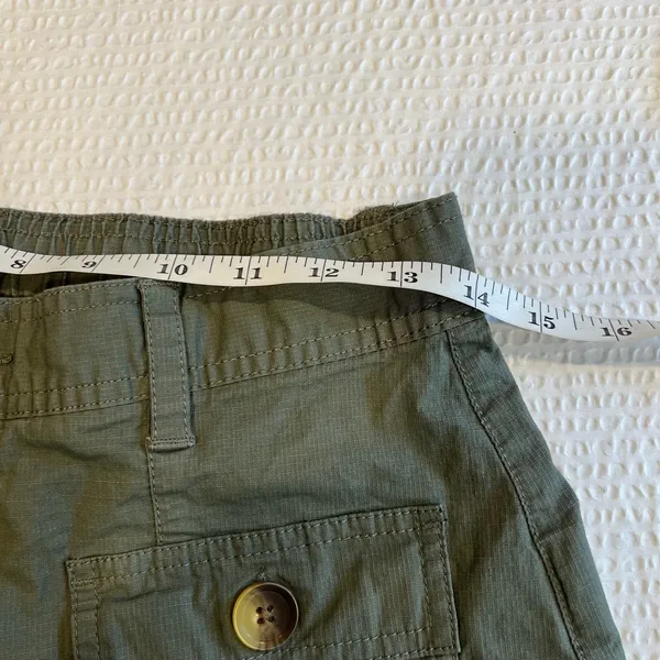 Vuori Women's Vintage Ripstop Utility Short Olive Medium - Image 4