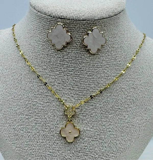 The Florals Bundle Set - Image 2
