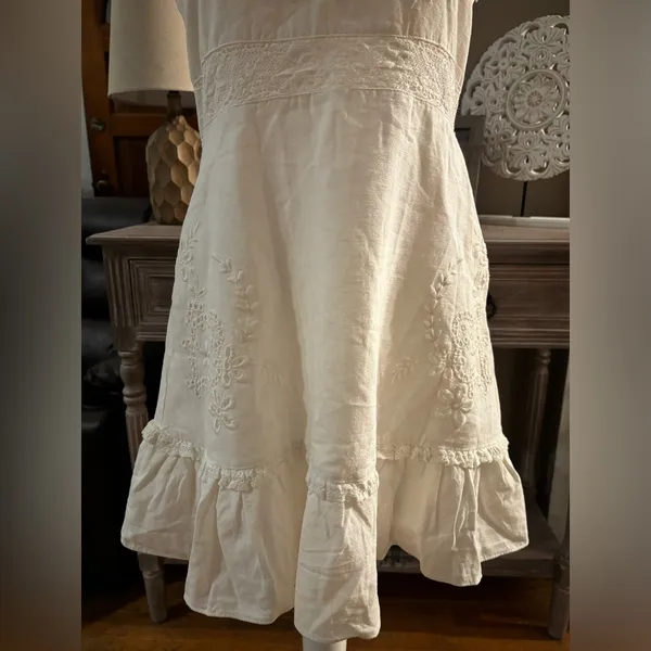 NWT Zara Eyelet Dress - Image 5