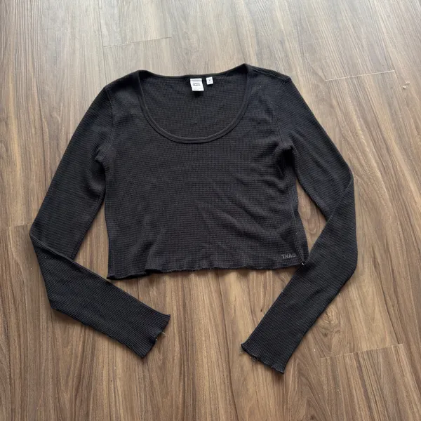 Aritzia TNA Waffle Knit Top - Image 2