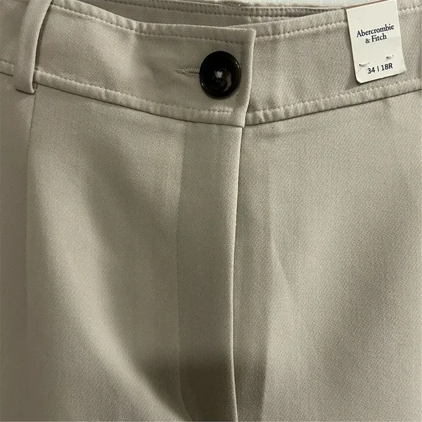 Abercrombie & Fitch Women's Size 18 Beige Chino Pants‎ Tapered Leg - Image 7