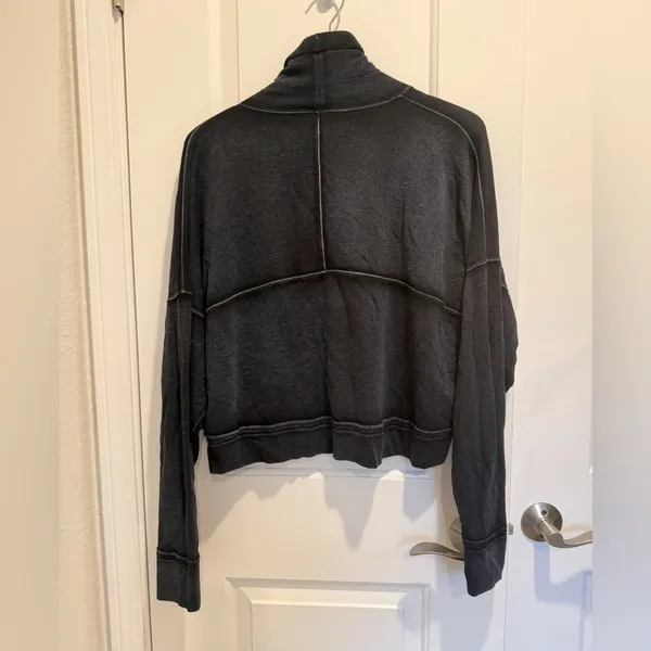 FREE PEOPLE MOVEMENT Lara Pullover Sweatshirt‎ in Black size Small - Image 6