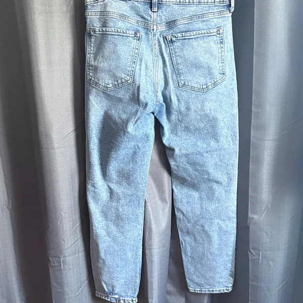 Old Navy O.G straight high-rise ripped jeans size 10 - Image 3
