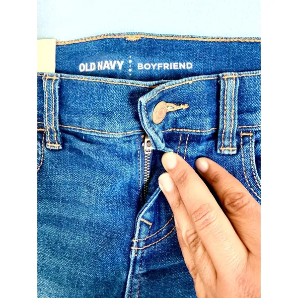 Old Navy Boyfriend Denim Shorts Women Size 2‎ Dark Wash Raw Hem Stretch NWT - Image 4