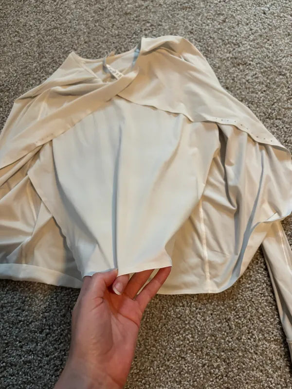 Lululemon Long Sleeve UV - Image 5