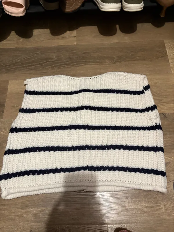 ILLA ILLA White Knit Cardigan with Navy Stripes - Image 3