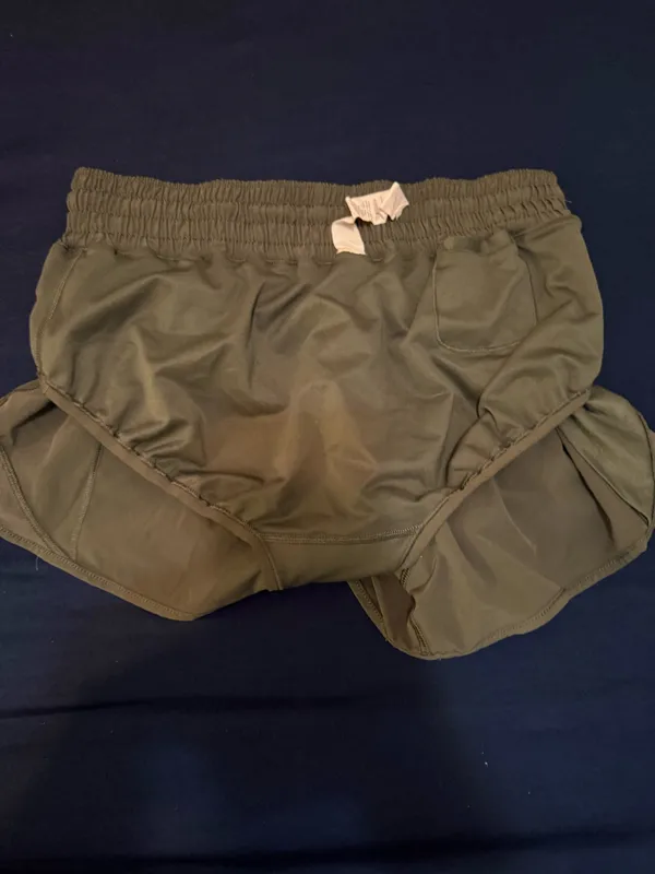 Lululemon Army Green Hotty Hot shorts - Image 4