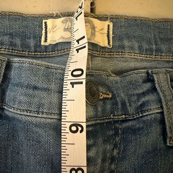 We the free Great Heights raw hem jeans distressed 30 free people - Image 7
