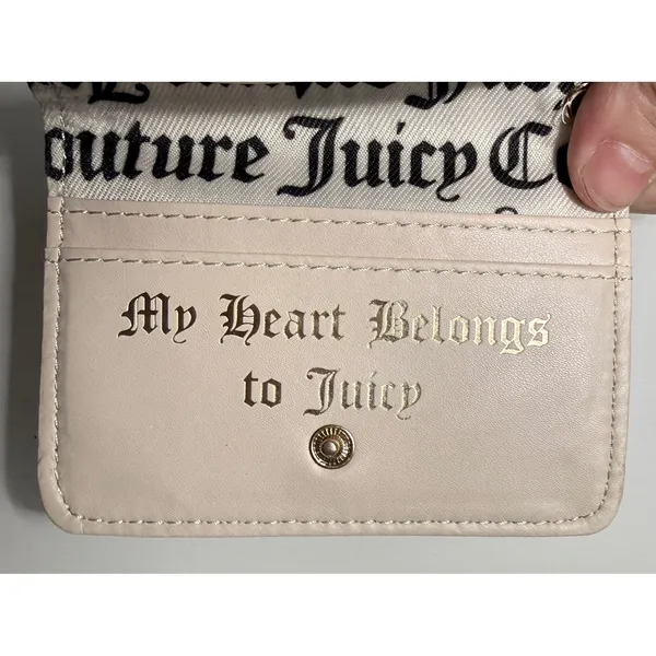 Juicy Couture White Heart Debossed Card Case Wallet‎ Key Fob Gold Chain NWT Y2K - Image 7