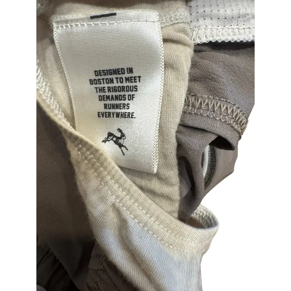 Tracksmith Women’s Wool Blend Running Shorts Gray Size Small - Image 6