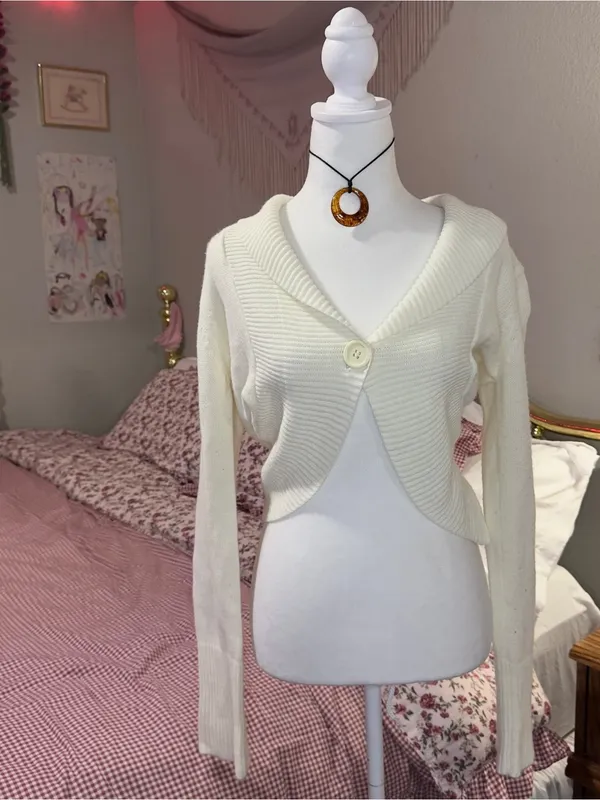 Y2K Women’s Cream Cropped Button-Front Sweater - Image 4
