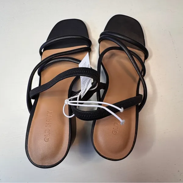 Old Navy Black Strappy Block Blackjack Sandals Sz 7 New With Tag - Image 5