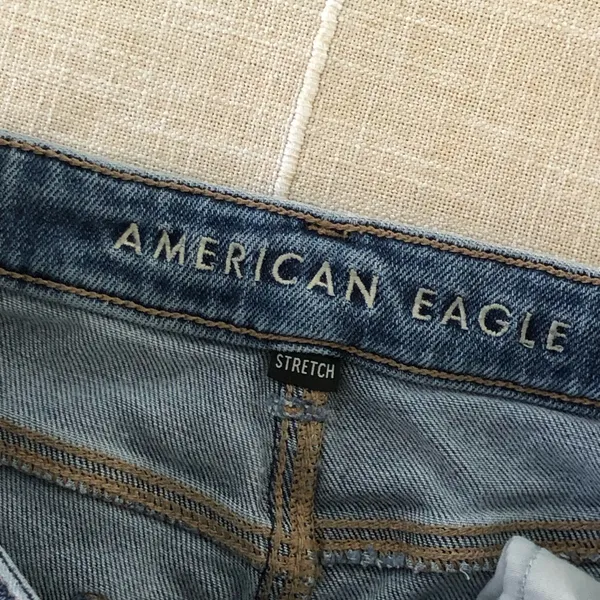 12 Long American Eagle Outfitters High-Rise Distressed Blue Mom Jeans - Image 6