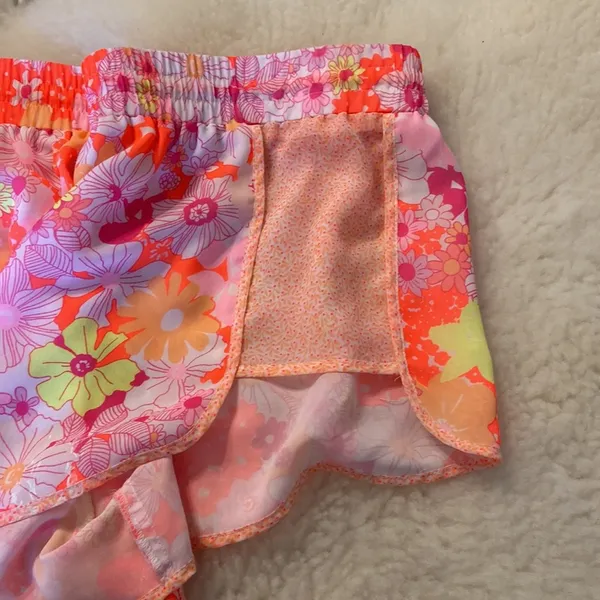Victoria's Secret shorts size M very colorful for summer - Image 3