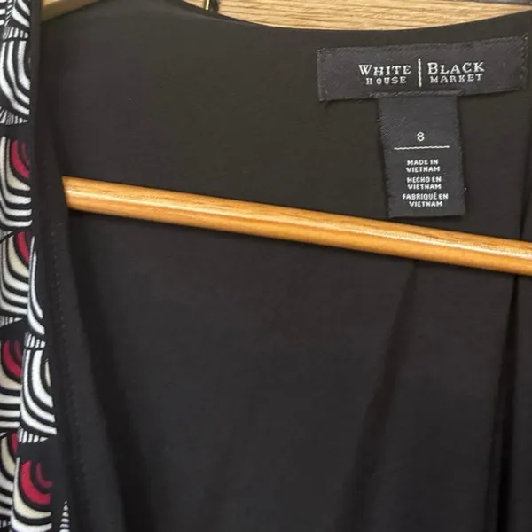 White House‎ Black Market Red And Black Wrap Style Dress Size 8 - Image 5