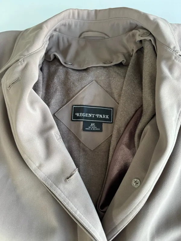 Vintage Regent Park Khaki Belted Trench Coat with Warm Lining Size 10P - Image 5