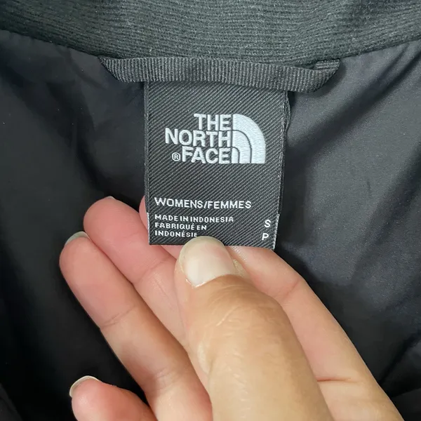The North Face Women's Black Quilted Puffer Jacket Coat Full Zip Size Small - Image 8