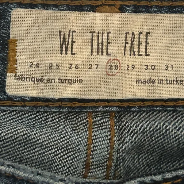 We the Free Distressed Blue Jeans - Image 12