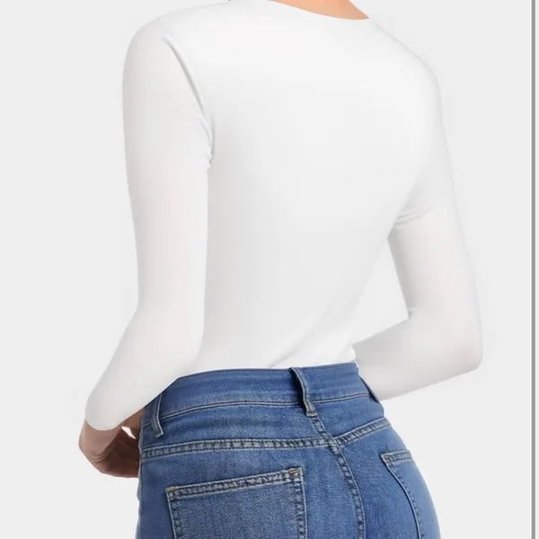 Basic Casual White V - Image 3