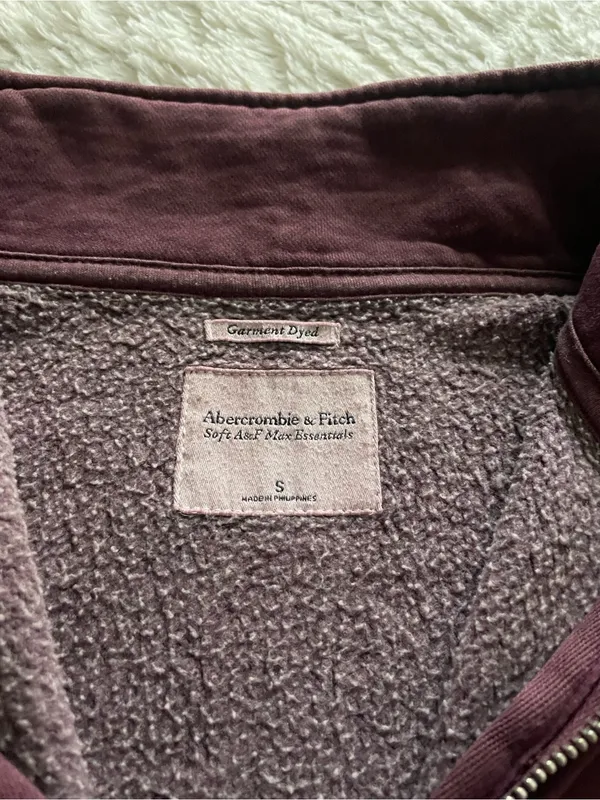 Abercrombie & Fitch Essential Vintage Sunday Half-Zip - Image 3