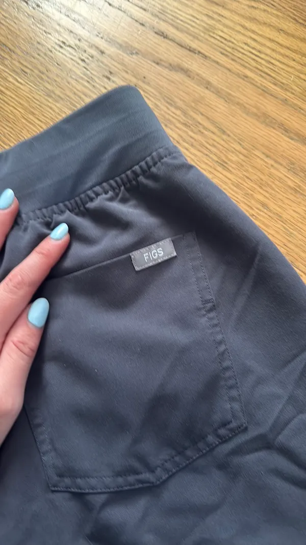 FIGS Scrub Pants Jogger - Image 2
