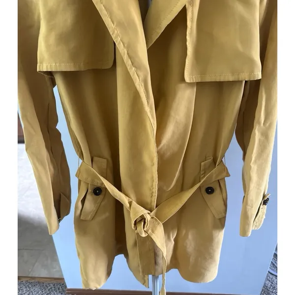 Express Women's mustard yellow self waist tie thin trench‎ coat size medium - Image 3