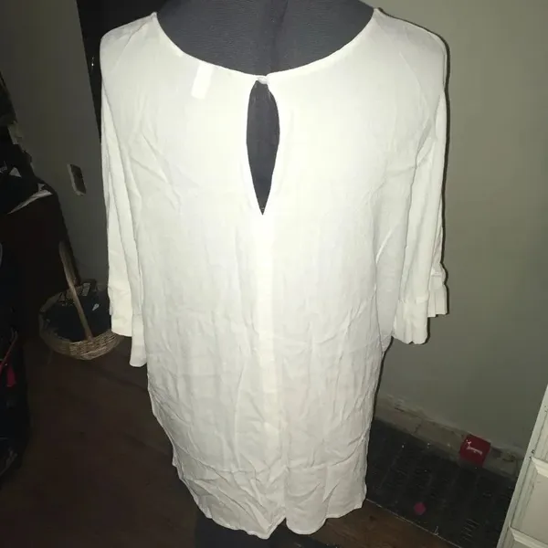 Lane Bryant 14/16 white blouse - Image 2