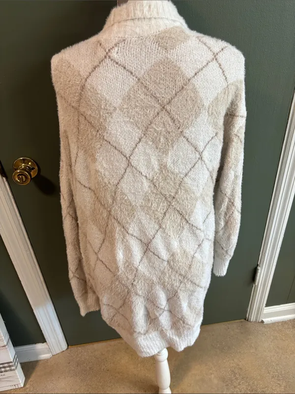 Hippie Rose Cream Open-Front Fuzzy Cardigan - Image 2